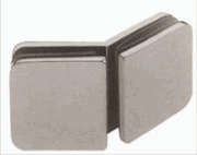 Clip OPCION a 135 grados Ac. Inox. 304 Satinado